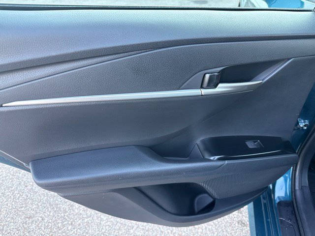 Used 2025 Toyota Camry LE FWD image 23