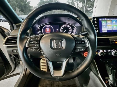 Used 2021 Honda Accord Sport image 16