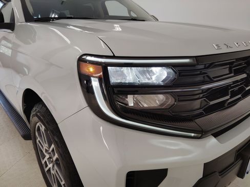 Certified 2025 Ford Expedition Max Active image 11