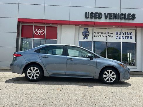 Certified 2026 Toyota Corolla LE FWD image 7