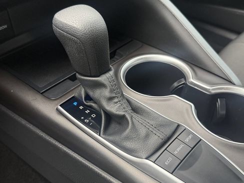 Used 2024 Toyota Camry LE image 20