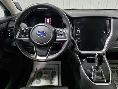 Used 2023 Subaru Outback Premium AWD/4WD image 8