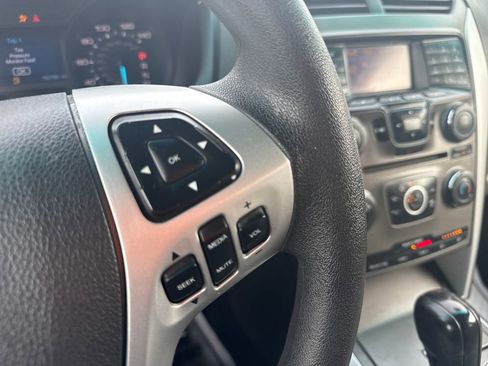 Used 2011 Ford Explorer 2WD image 28