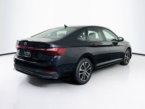 Used 2025 Volkswagen Jetta Sport FWD image 9