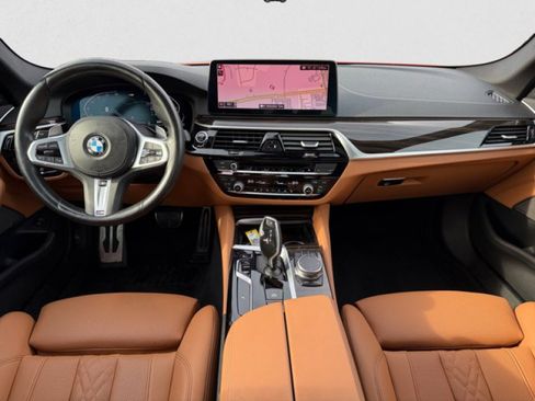 Used 2022 BMW 530i xDrive w/ M Sport Package AWD/4WD image 13