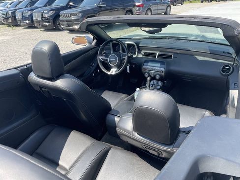 Used 2011 Chevrolet Camaro SS RWD image 10
