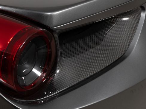 Used 2018 Ferrari 488 Spider image 18