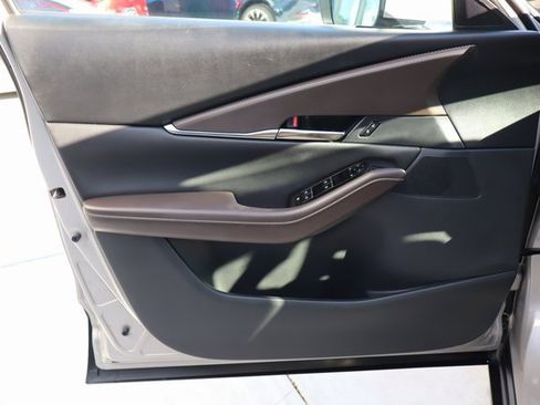 Used 2023 MAZDA CX-30 AWD 2.5 S w/ Premium Package image 26