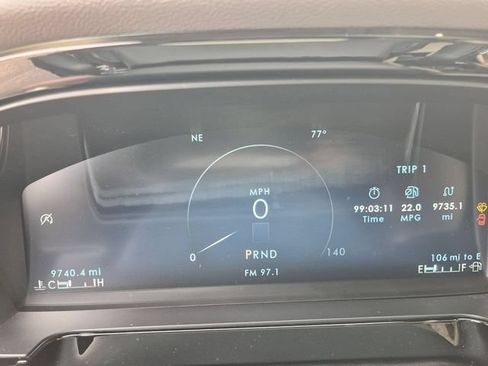 Used 2024 Lincoln Corsair AWD w/ Equipment Group 101A image 18