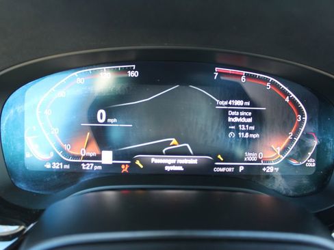 Used 2023 BMW 530i xDrive 530i xDrive w/ Premium Package image 12