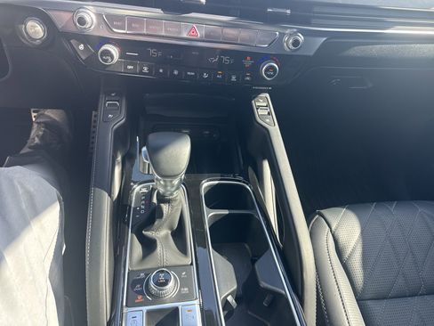 Used 2025 Kia Telluride SX Prestige X-Line AWD/4WD image 17