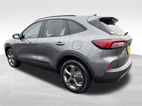 Used 2025 Ford Escape ST-Line image 5