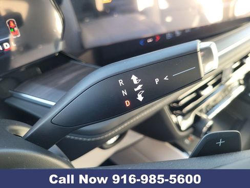 New 2026 Chevrolet Suburban Premier image 20