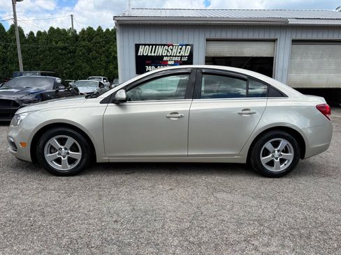 Used 2016 Chevrolet Cruze LT FWD image 8