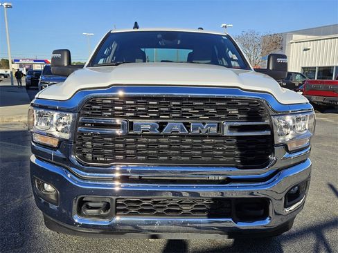 Used 2024 RAM 2500 Big Horn image 15