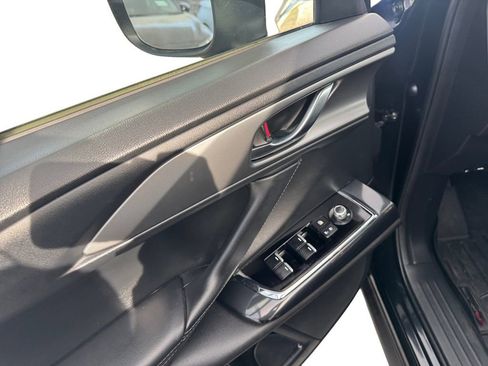 Used 2018 MAZDA CX-9 Touring image 19