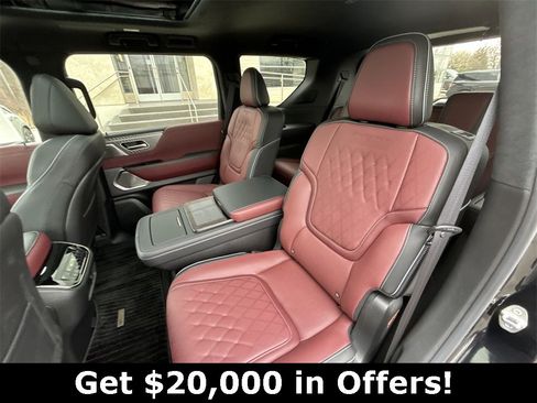 New 2025 INFINITI QX80 Autograph w/ Autograph Exterior Package image 13