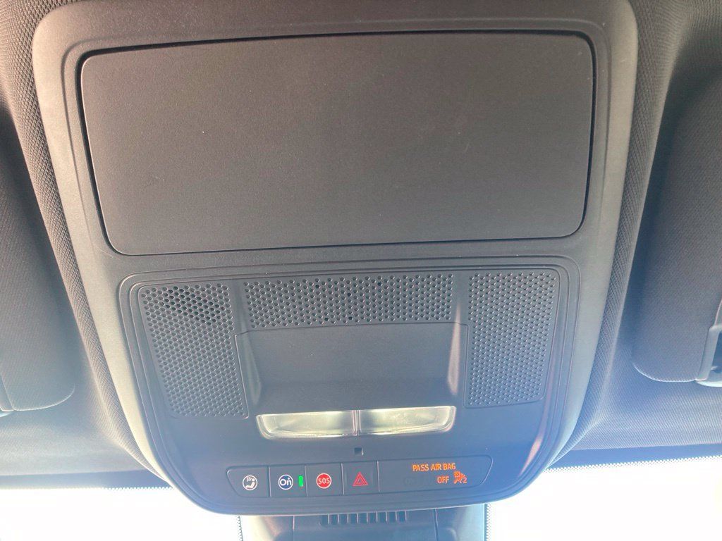 Certified 2025 GMC Terrain Elevation FWD image 33