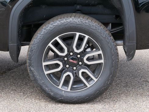 New 2026 GMC Sierra 1500 AT4 w/ Technology Package AWD/4WD image 3