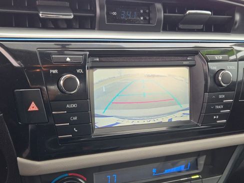 Used 2016 Toyota Corolla L image 21