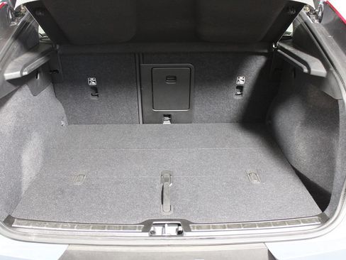 Used 2023 Volvo C40 P8 Recharge Ultimate AWD/4WD image 48