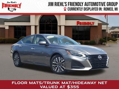 Used 2023 Nissan Altima 2.5 SV w/ SV Premium Package