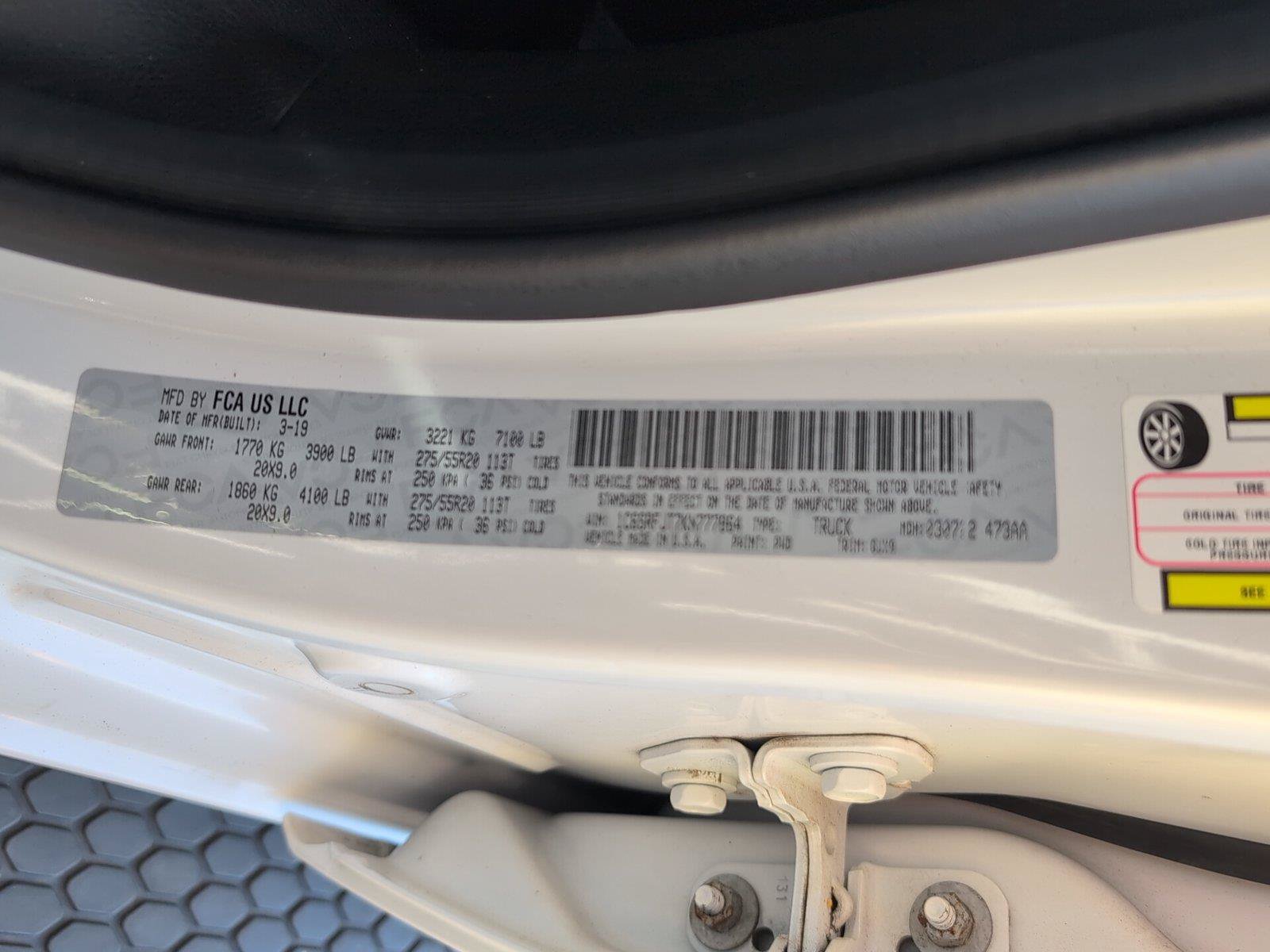 Used 2019 RAM 1500 Laramie AWD/4WD image 12