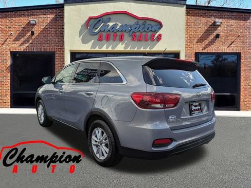 Used 2020 Kia Sorento LX FWD image 7