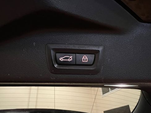 Used 2019 BMW X5 xDrive40i w/ Convenience Package image 37