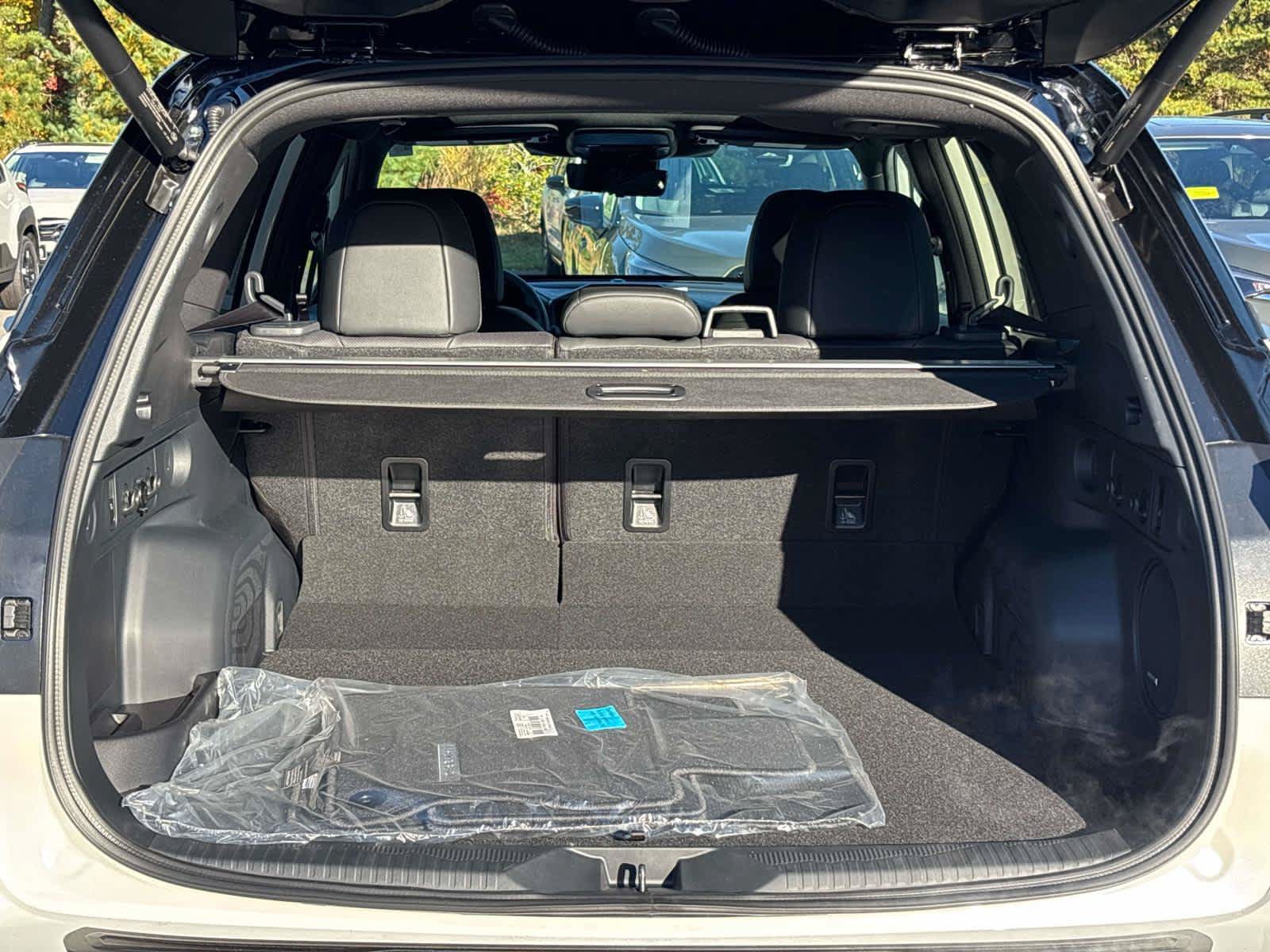 New 2026 Subaru Forester Touring AWD/4WD image 9
