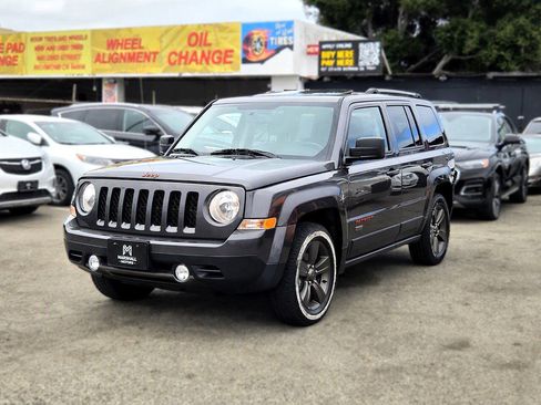 Used 2016 Jeep Patriot 75th Anniversary w/ Power Value Group FWD image 8