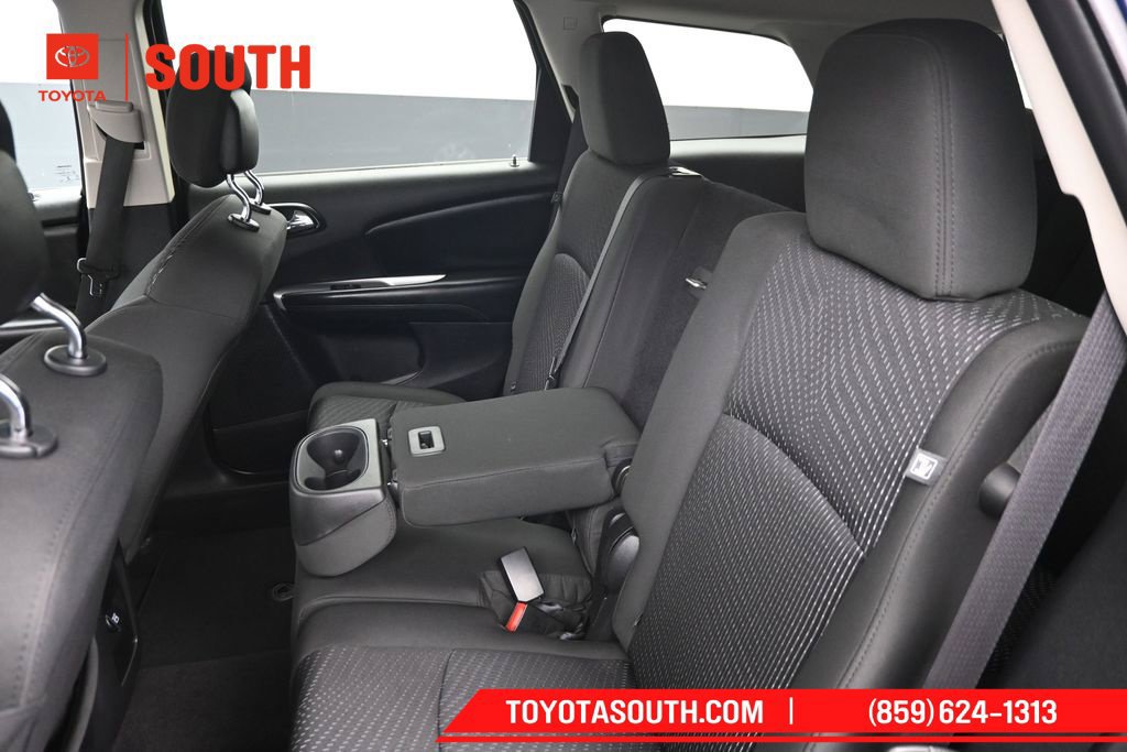 Used 2018 Dodge Journey SE w/ Connectivity Group FWD image 25