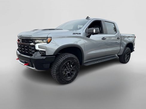 Used 2024 Chevrolet Silverado 1500 ZR2 w/ Technology Package image 9