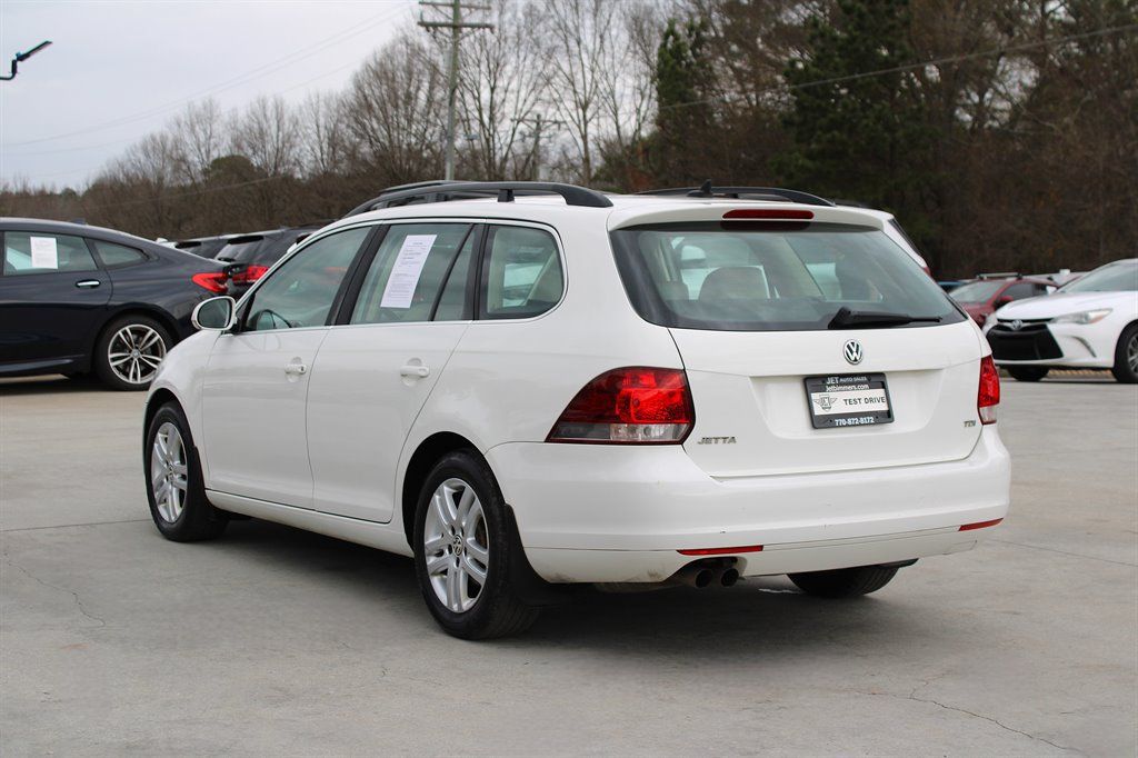 Used 2013 Volkswagen Jetta TDI FWD image 5
