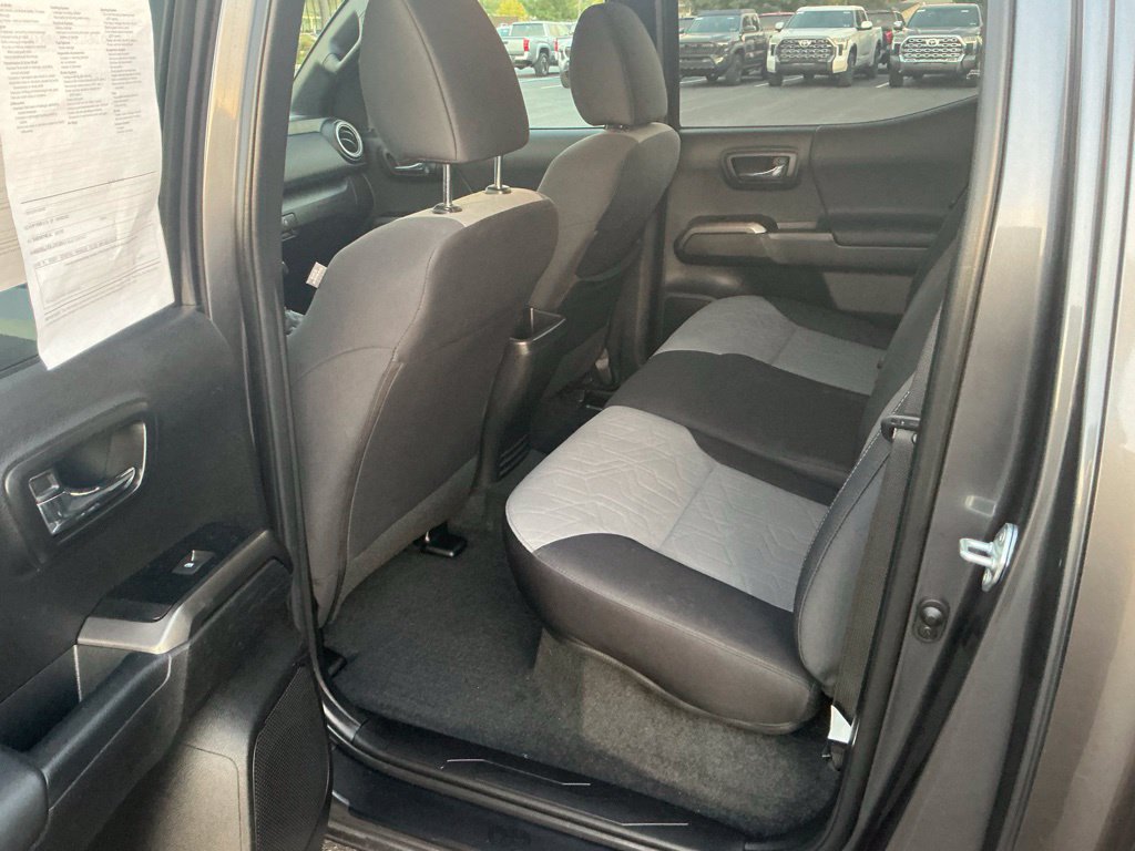 Certified 2022 Toyota Tacoma TRD Sport AWD/4WD image 24