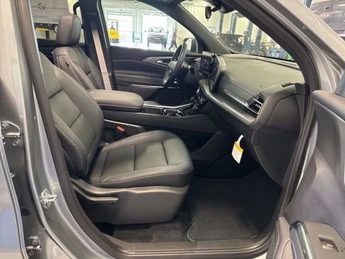 New 2026 Chevrolet Traverse LT AWD/4WD image 23
