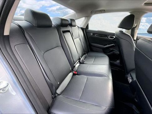 Used 2022 Honda Civic Touring image 25