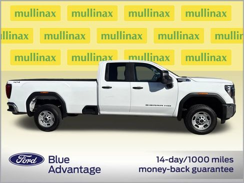Used 2024 GMC Sierra 2500 Pro w/ Convenience Package image 2