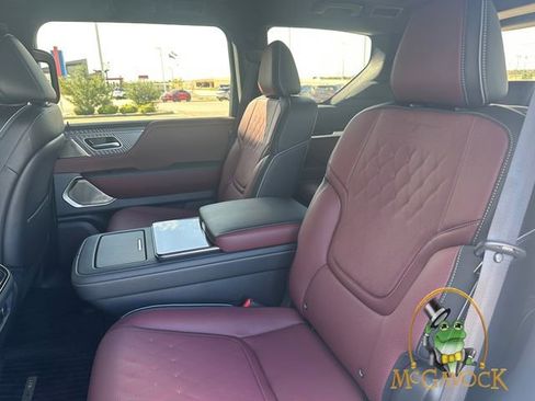 Used 2026 INFINITI QX80 Autograph w/ Premium Cargo Package image 35