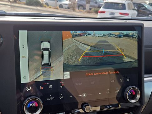 Used 2024 Lexus GX 550 image 18