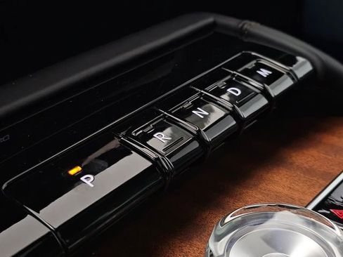 New 2025 Lincoln Navigator L Black Label image 36