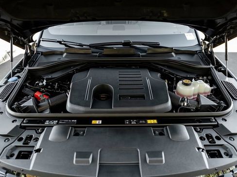New 2027 Land Rover Range Rover Sport SE AWD/4WD image 39