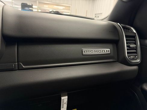 New 2026 RAM 1500 4x4 Crew Cab image 25