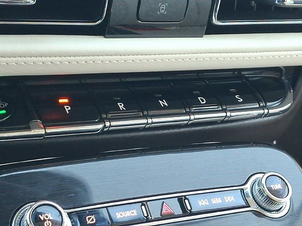 Certified 2023 Lincoln Nautilus Black Label AWD/4WD image 15
