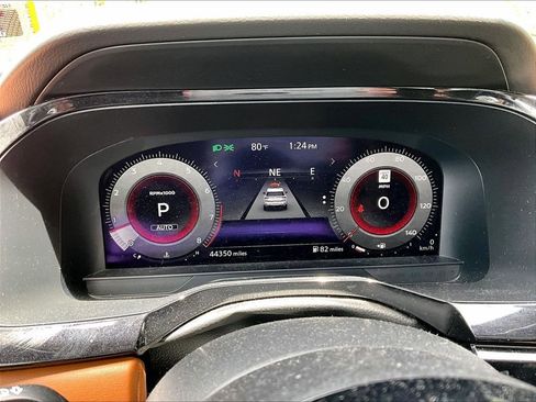 Used 2023 Nissan Pathfinder Platinum w/ Cargo Package AWD/4WD image 8