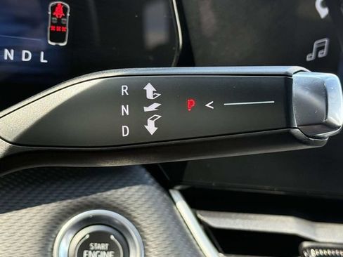 Certified 2025 Chevrolet Equinox LT w/ Safety and Technology Package FWD image 21
