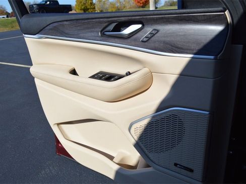 Certified 2023 Jeep Grand Cherokee L Limited w/ Luxury Tech Group II image 29