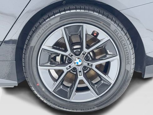 Used 2025 BMW i4 eDrive40 image 58