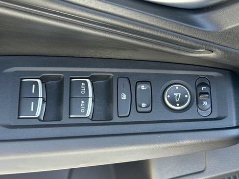 Used 2025 Honda Accord SE image 14