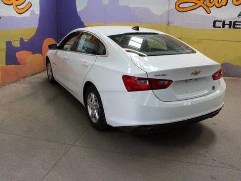 Used 2021 Chevrolet Malibu LS image 6